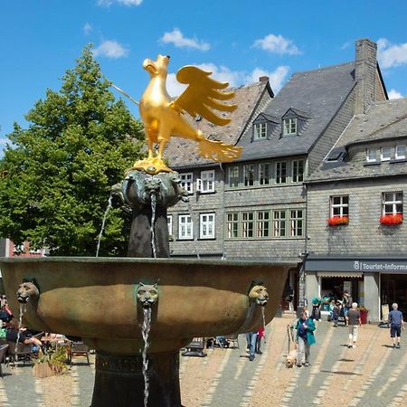 Haus Mittenmank Am Marktplatz Apartment Goslar Exterior photo